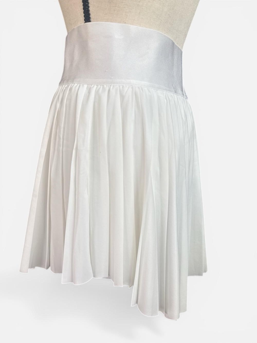 Nike White Pleated Skort with Swoosh - Picture 2 of 2